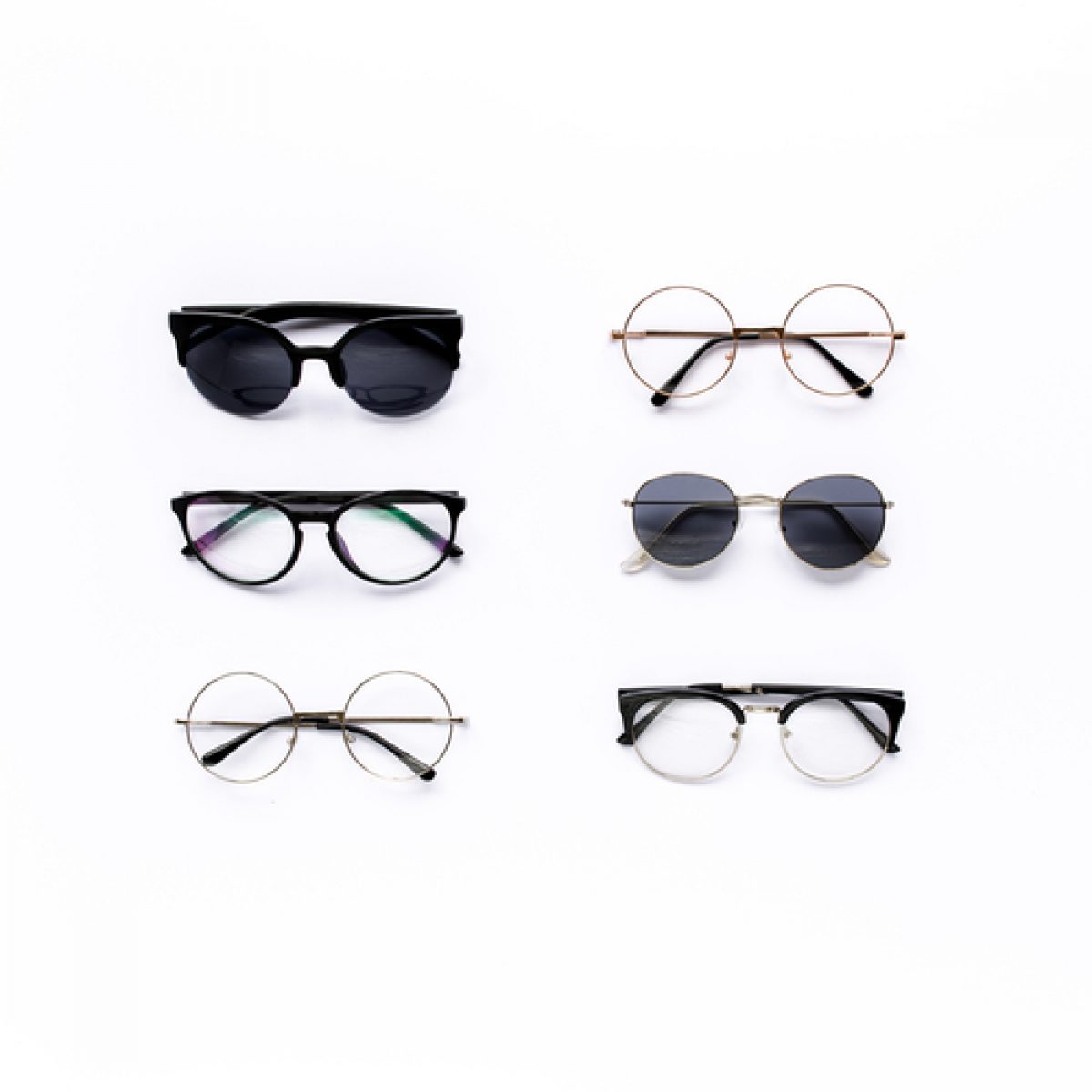 Eyewear Company Uses Instagram for Audience Building